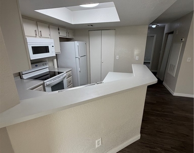 8600 W Charleston Boulevard - Photo Thumbnail 8
