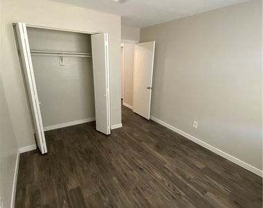 8600 W Charleston Boulevard - Photo Thumbnail 16