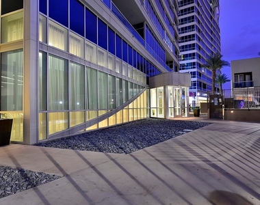 4575 Dean Martin Drive - Photo Thumbnail 43
