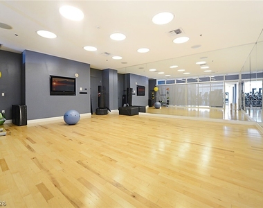 4575 Dean Martin Drive - Photo Thumbnail 34