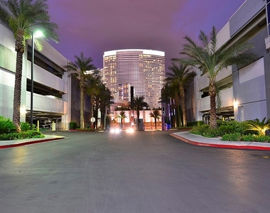 4575 Dean Martin Drive - Photo Thumbnail 28