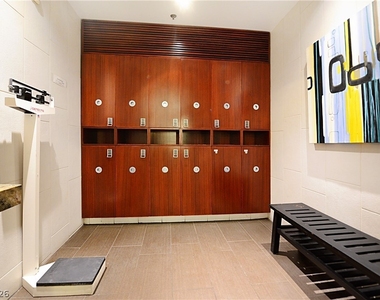 4575 Dean Martin Drive - Photo Thumbnail 35