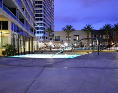4575 Dean Martin Drive - Photo Thumbnail 44