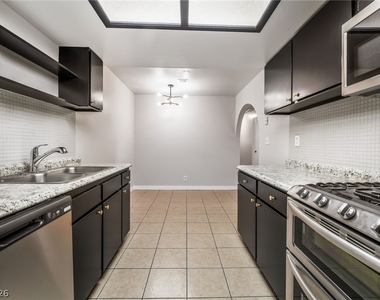 5264 Child Court - Photo Thumbnail 7