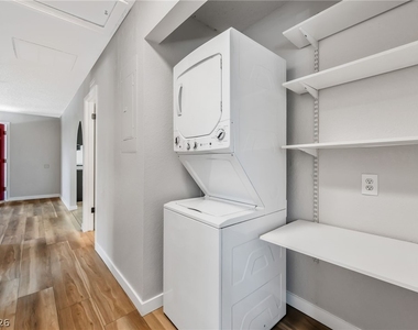 5264 Child Court - Photo Thumbnail 16