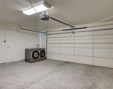 4382 Del Santos Drive - Photo Thumbnail 13