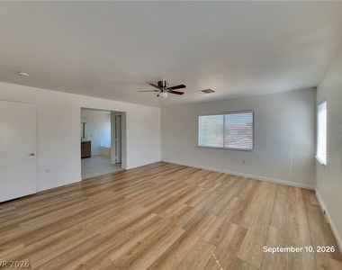 180 Hickory Heights Avenue - Photo Thumbnail 13