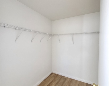 180 Hickory Heights Avenue - Photo Thumbnail 15