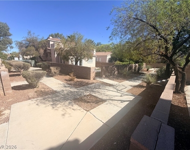 5402 Snake Lane - Photo Thumbnail 14