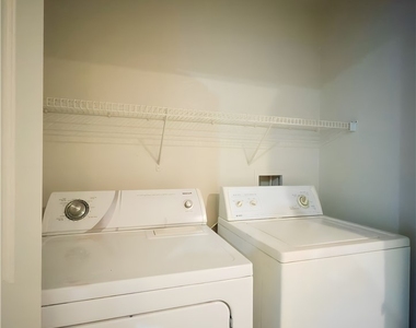 10777 Vestone Street - Photo Thumbnail 11