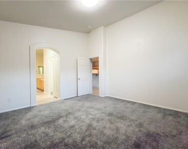 10777 Vestone Street - Photo Thumbnail 24