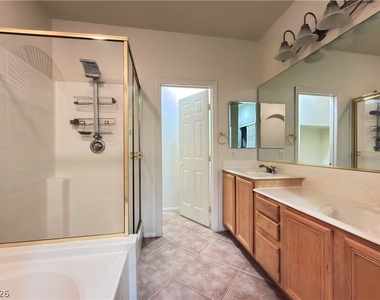 10777 Vestone Street - Photo Thumbnail 8