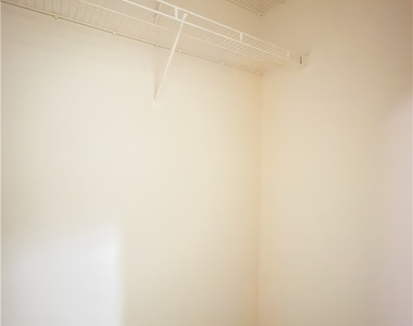 10777 Vestone Street - Photo Thumbnail 15