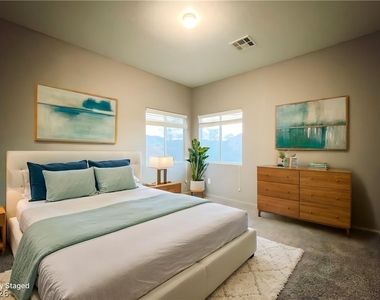 10777 Vestone Street - Photo Thumbnail 10
