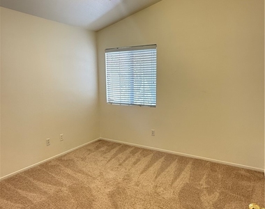 1024 Misty Rose Avenue - Photo Thumbnail 8