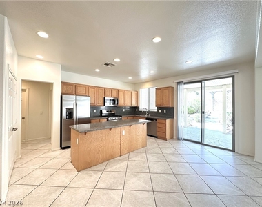 8055 Everett Basin Court - Photo Thumbnail 7