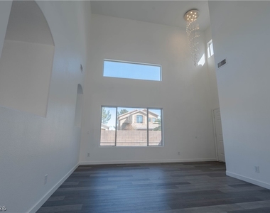 8539 Rocky Hillside Court - Photo Thumbnail 6
