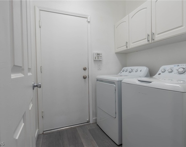 8539 Rocky Hillside Court - Photo Thumbnail 21