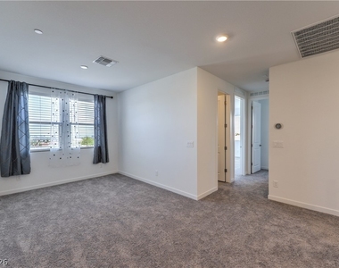 11390 Crimson Ledge Avenue - Photo Thumbnail 18