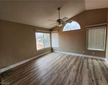 310 Tuscany Court - Photo Thumbnail 2
