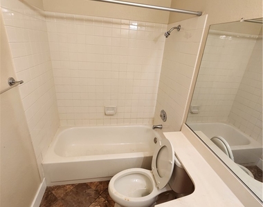310 Tuscany Court - Photo Thumbnail 9