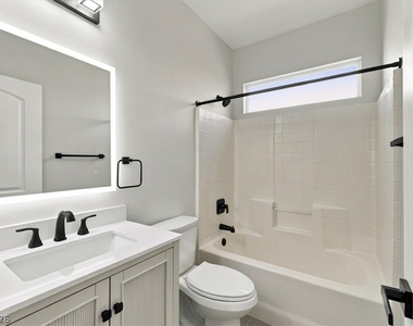 6898 Perfect Sunset Court - Photo Thumbnail 13