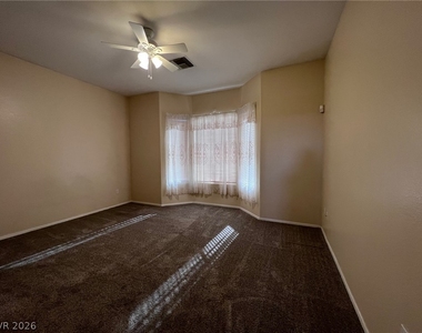 10401 Willamette Place - Photo Thumbnail 9