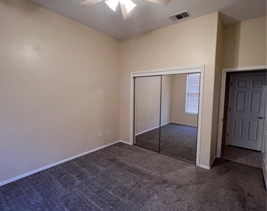 10401 Willamette Place - Photo Thumbnail 14