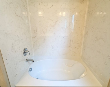 9842 Russian Hill Street - Photo Thumbnail 57