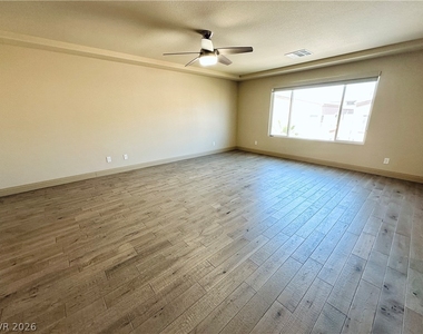 9842 Russian Hill Street - Photo Thumbnail 36