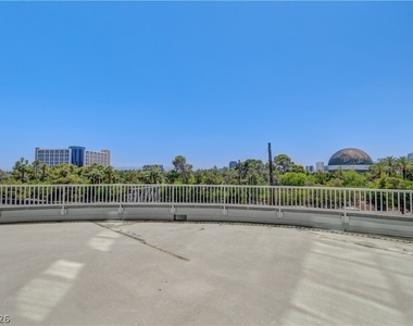 360 E Desert Inn Road - Photo Thumbnail 36