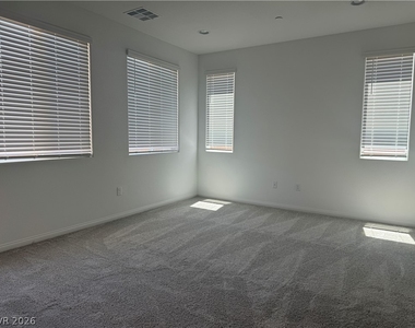 385 Desert Cadence Street - Photo Thumbnail 9