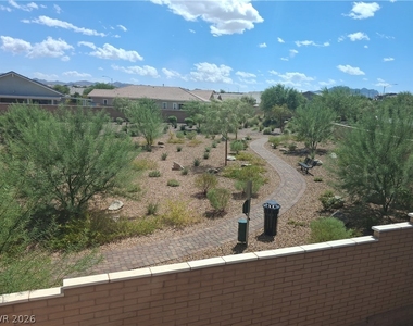 385 Desert Cadence Street - Photo Thumbnail 11