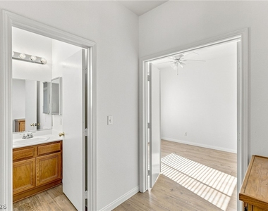 10521 Angel Dreams Avenue - Photo Thumbnail 25