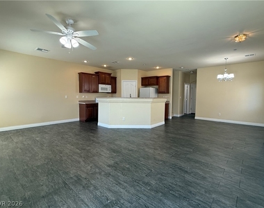 6359 Elwood Mead Avenue - Photo Thumbnail 4