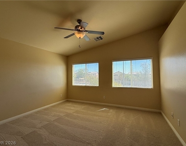 6359 Elwood Mead Avenue - Photo Thumbnail 12