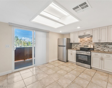 6224 Yerba Lane - Photo Thumbnail 13