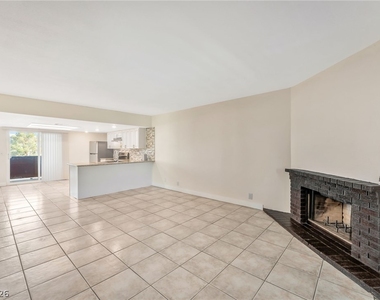 6224 Yerba Lane - Photo Thumbnail 9