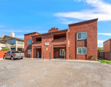 6224 Yerba Lane - Photo Thumbnail 4