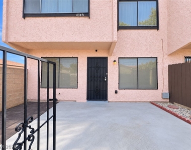 4346 Caliente Street - Photo Thumbnail 2
