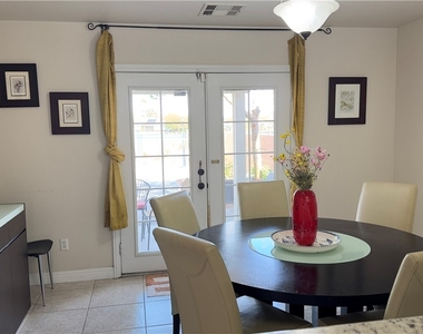 10218 Birch Bluff Lane - Photo Thumbnail 2