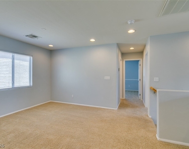 8433 Spencer Canyon Street - Photo Thumbnail 31