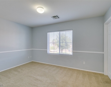 8433 Spencer Canyon Street - Photo Thumbnail 33