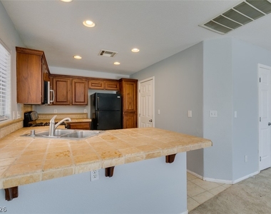 8433 Spencer Canyon Street - Photo Thumbnail 23
