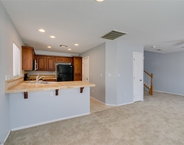 8433 Spencer Canyon Street - Photo Thumbnail 22