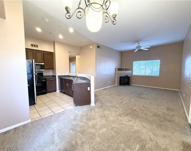 10245 S Maryland Parkway - Photo Thumbnail 6