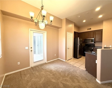 10245 S Maryland Parkway - Photo Thumbnail 7