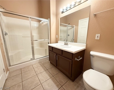 10245 S Maryland Parkway - Photo Thumbnail 18