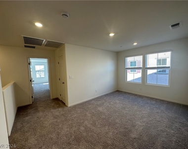 3729 Scafati Avenue - Photo Thumbnail 7