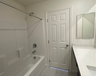 3729 Scafati Avenue - Photo Thumbnail 19